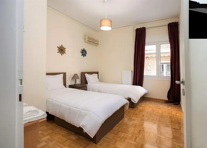 Peaceful Renovated Apartment Near Lycabettus Hill